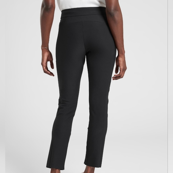 Athleta Pants - Athleta Black Stellar Skinny Fit High Rise Trouser Pant 26” sz 2 zippered ankle